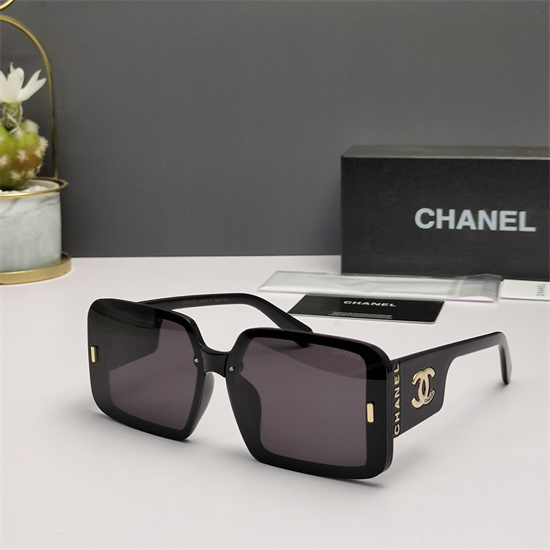 Chanel Sunglass AA 044